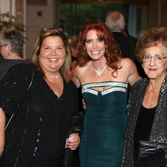 Emerald green strapless sequined cocktail dress size 3/4 - Picture 4 of 4